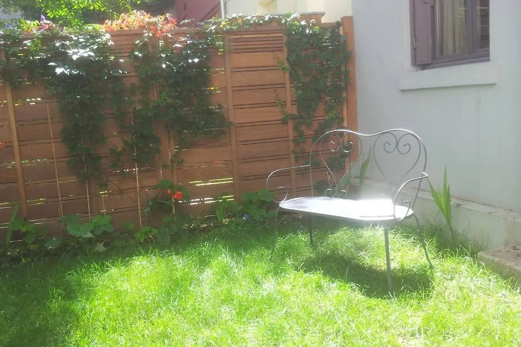 Town House, With Garden And Parking Villa Paris 0*,  France