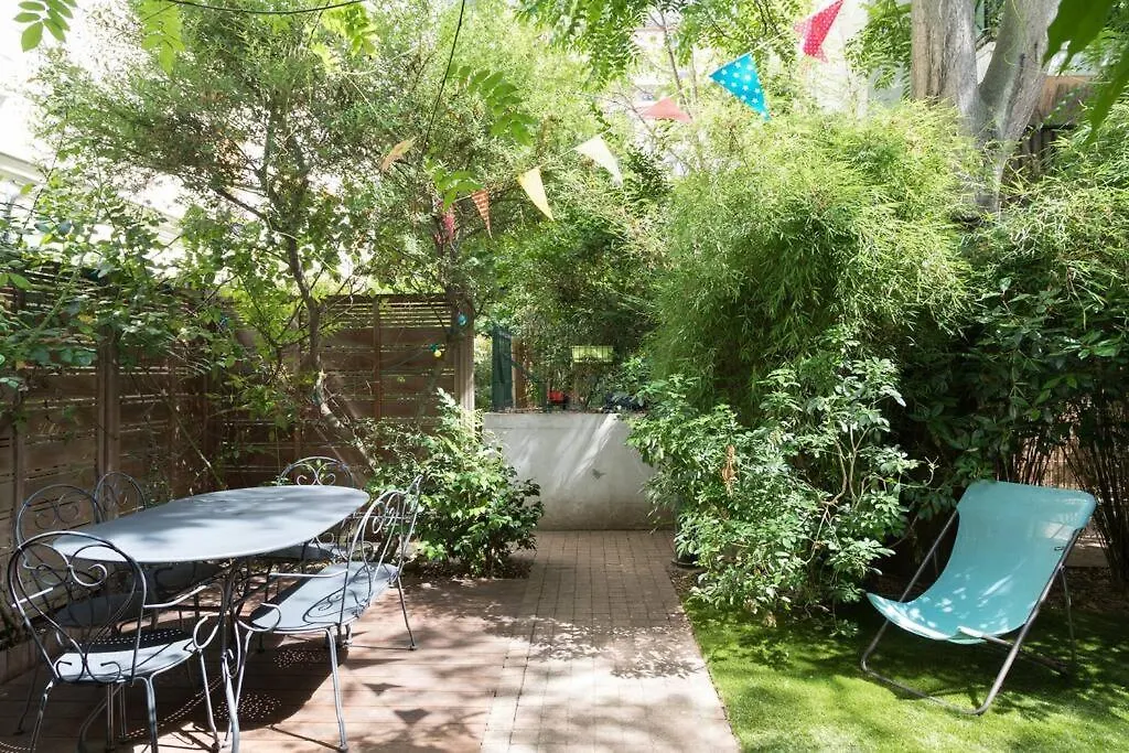 Town House, With Garden And Parking Villa Paris France