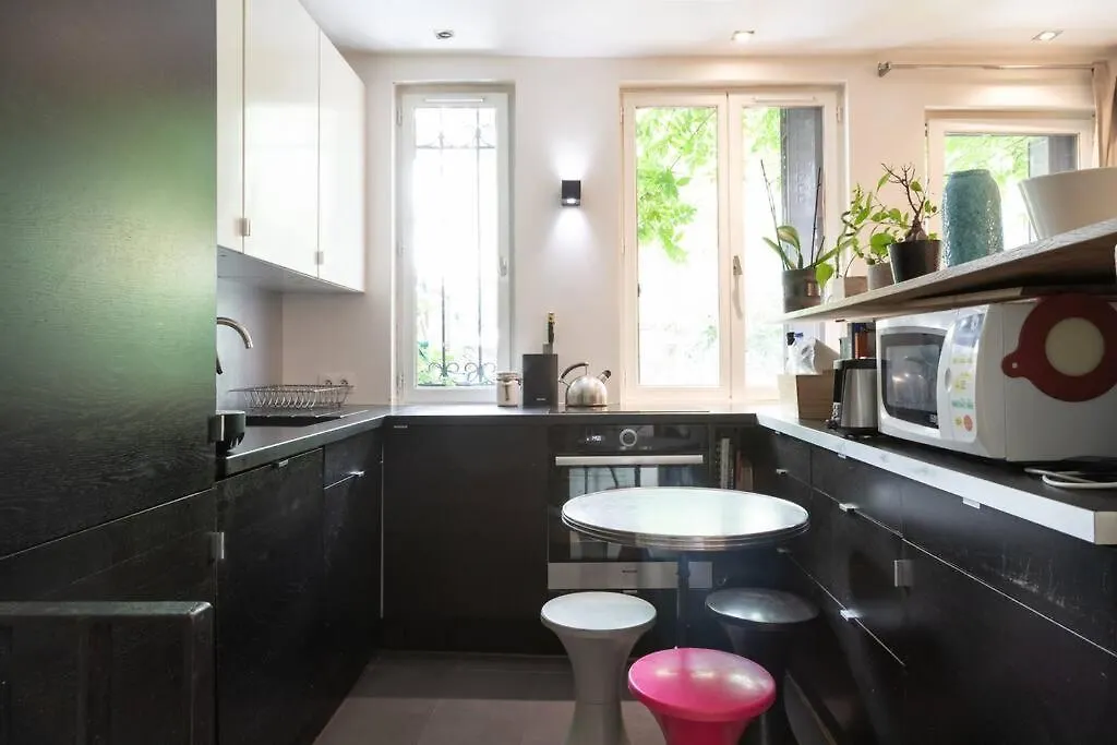 Town House, With Garden And Parking Villa Paris